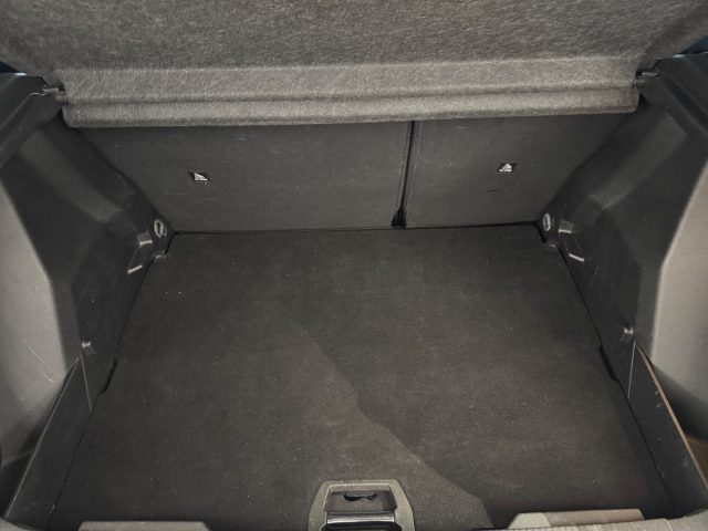PEUGEOT 2008 usata, con Climatizzatore