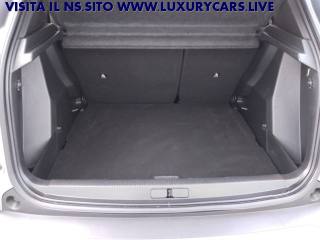PEUGEOT 2008 usata, con Volante multifunzione