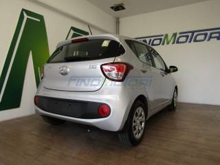 HYUNDAI i10 usata, con USB