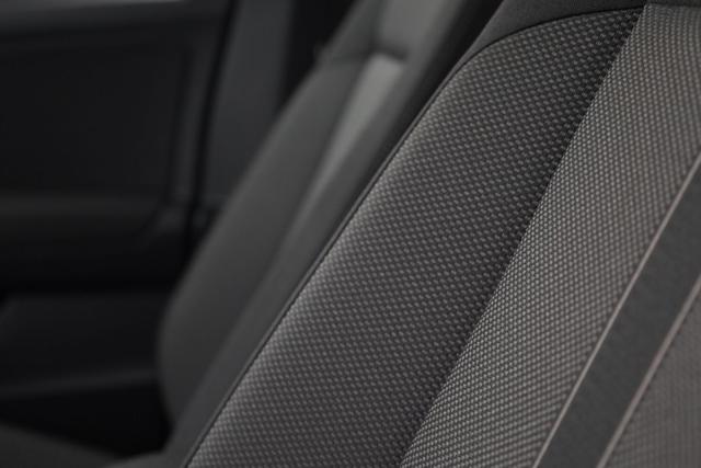 VOLKSWAGEN T-Roc usata, con Vivavoce