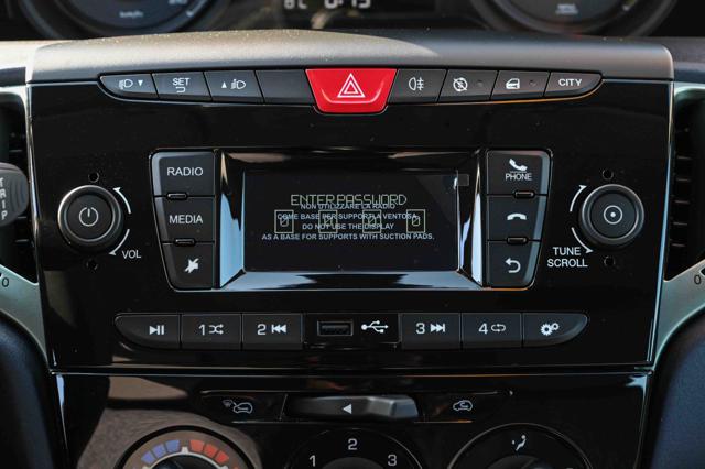 LANCIA Ypsilon usata, con Autoradio digitale