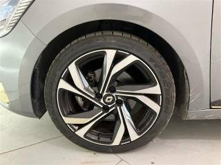 RENAULT Clio usata, con Chiusura centralizzata