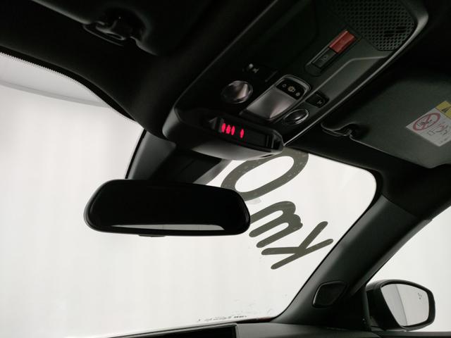 PEUGEOT 2008 usata, con USB