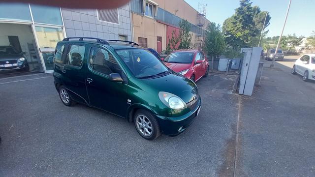 TOYOTA Yaris usata, con Alzacristalli elettrici