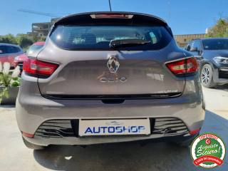 RENAULT Clio usata, con Autoradio