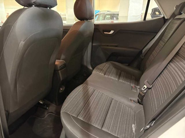 KIA Stonic usata, con Sedile posteriore sdoppiato