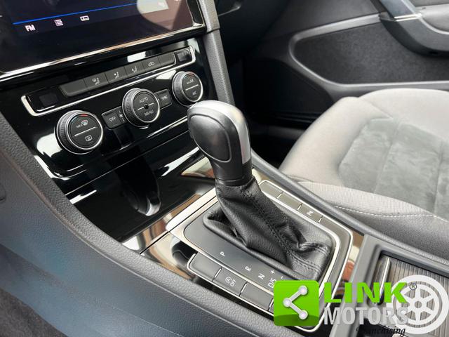 VOLKSWAGEN Golf usata, con Controllo automatico clima
