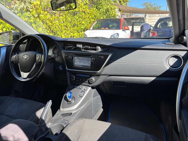 TOYOTA Auris usata, con Cerchi in lega