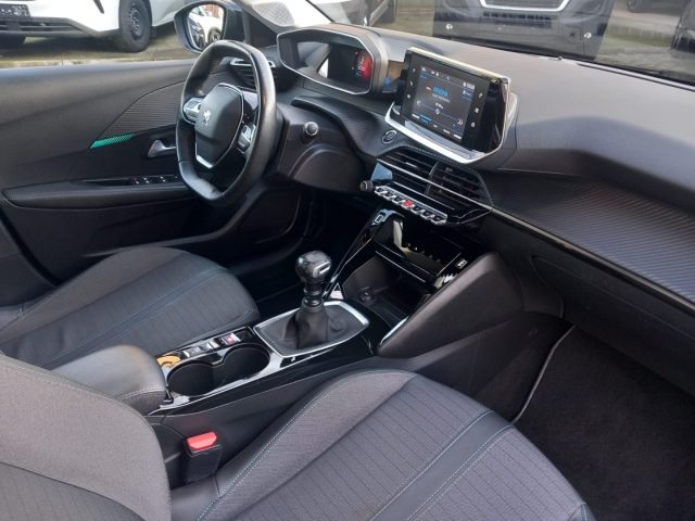 PEUGEOT 208 usata, con Volante in pelle