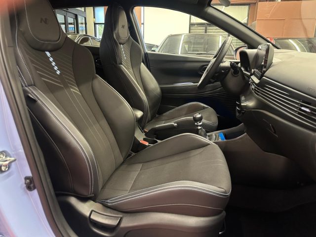 HYUNDAI i20 usata, con Controllo automatico clima