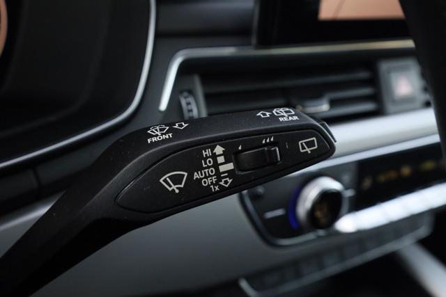 AUDI A4 usata, con Sensori di parcheggio posteriori