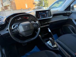 PEUGEOT 2008 usata, con Autoradio digitale