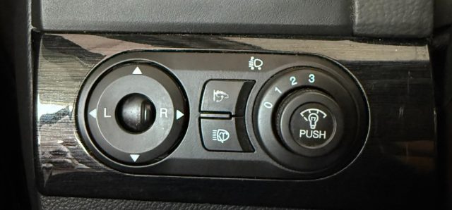 CHEVROLET Captiva usata 21