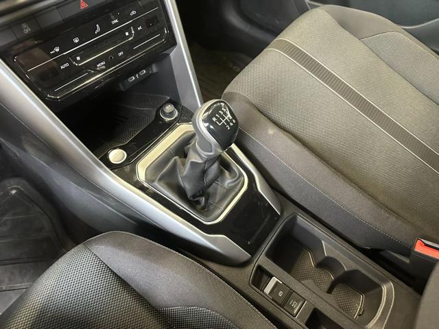 VOLKSWAGEN T-Roc usata, con Sedile posteriore sdoppiato