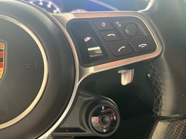PORSCHE Cayenne usata, con Sensore di luce