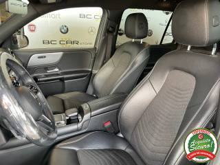 MERCEDES-BENZ GLB 180 usata, con Interni in pelle