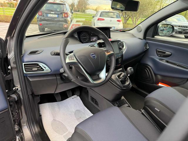 LANCIA Ypsilon usata, con Sedile posteriore sdoppiato