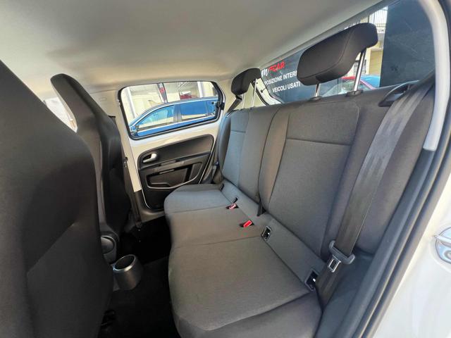 VOLKSWAGEN up! usata, con ESP