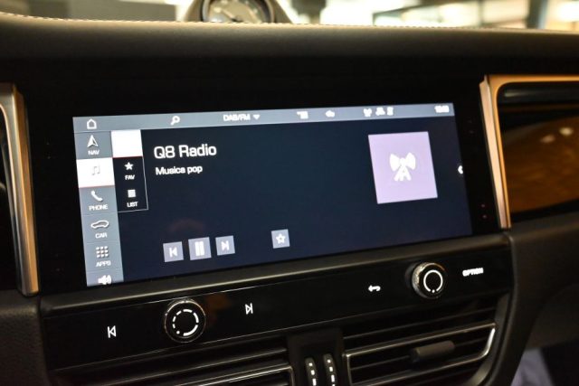 PORSCHE Macan usata 55