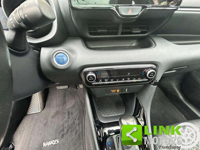 TOYOTA Yaris usata 15