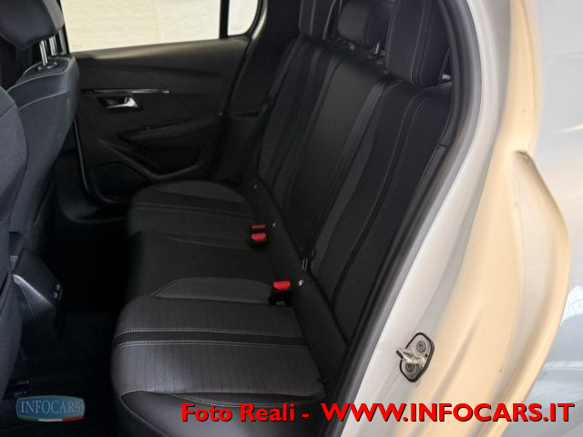 PEUGEOT 208 usata, con Boardcomputer