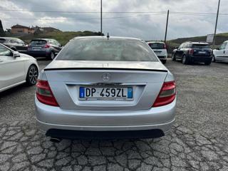 MERCEDES-BENZ C 220 usata, con Chiusura centralizzata