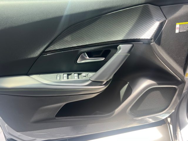 PEUGEOT 2008 usata, con MP3