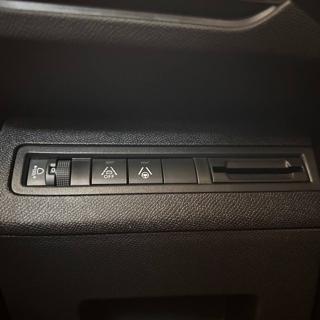 PEUGEOT 3008 usata, con Bracciolo