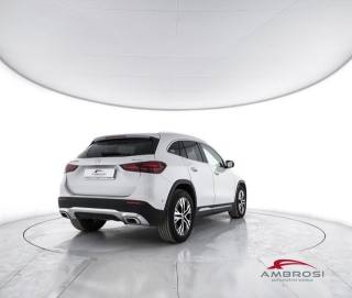 MERCEDES-BENZ GLA 200 usata 2