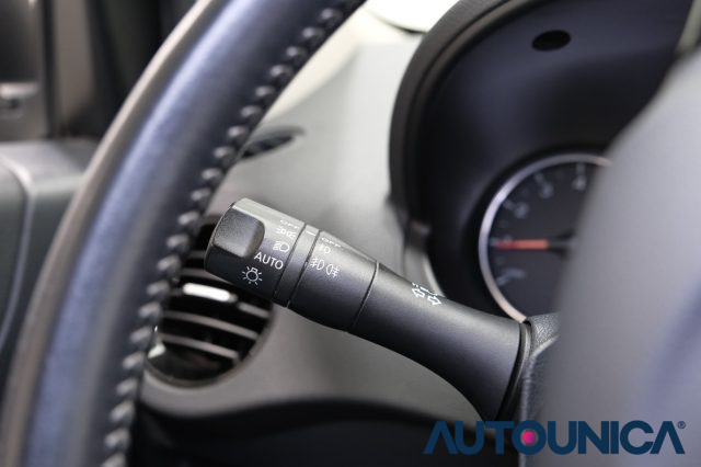 RENAULT Koleos usata, con USB