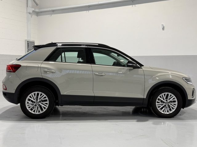 VOLKSWAGEN T-Roc usata, con Cerchi in lega