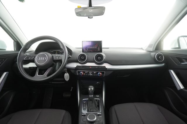 AUDI Q2 usata 10