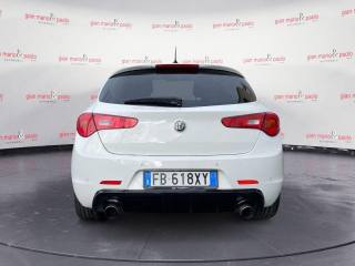 ALFA ROMEO Giulietta usata, con Autoradio