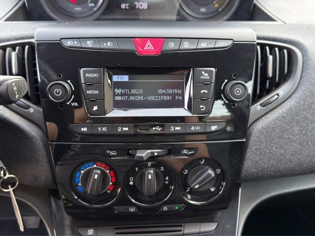 LANCIA Ypsilon usata 16