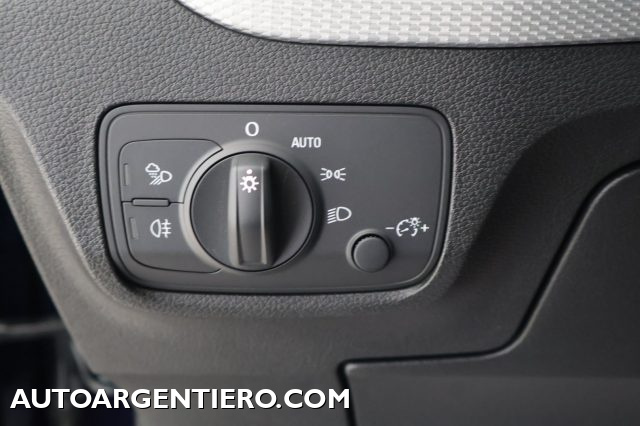 AUDI Q2 usata, con Park Distance Control