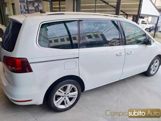 VOLKSWAGEN Sharan usata, con Autoradio