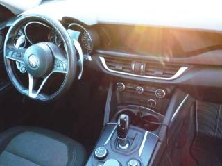 ALFA ROMEO Stelvio usata, con Airbag testa