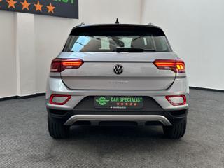 VOLKSWAGEN T-Roc usata, con Autoradio