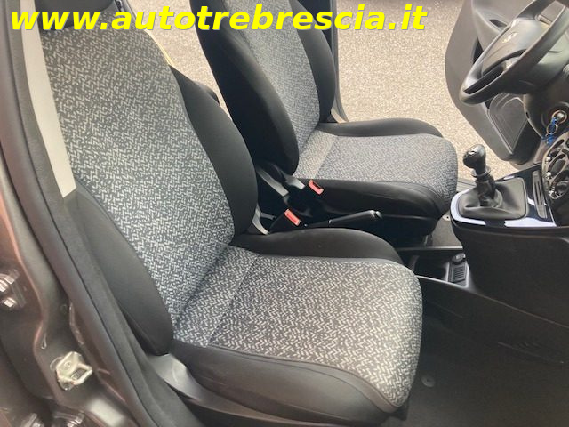 LANCIA Ypsilon usata, con Autoradio digitale