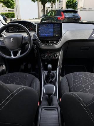 PEUGEOT 2008 usata, con Controllo trazione