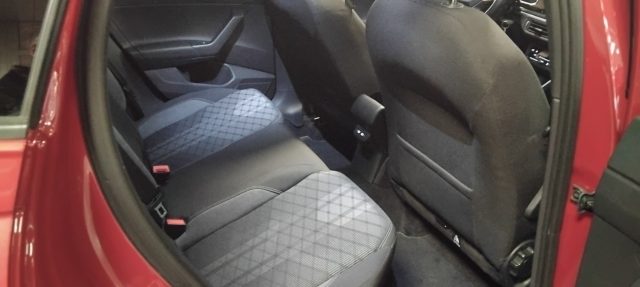 VOLKSWAGEN Taigo usata, con Cruise Control