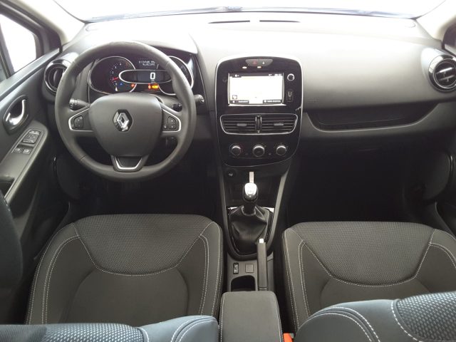 RENAULT Clio usata, con Controllo trazione