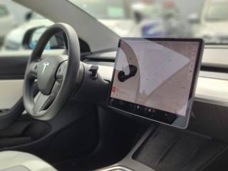 TESLA Model 3 usata, con Boardcomputer