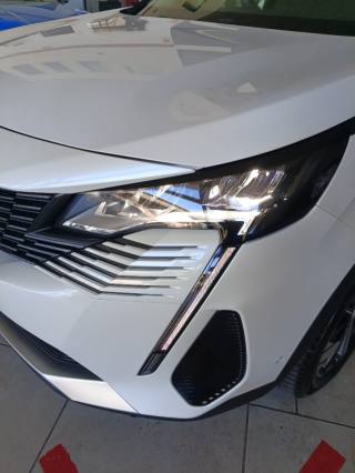 PEUGEOT 3008 usata, con Fari LED