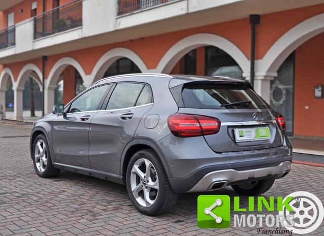 MERCEDES-BENZ GLA 180 usata, con Airbag Passeggero