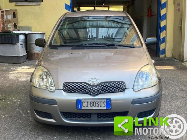 TOYOTA Yaris usata 16