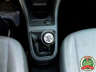 VOLKSWAGEN up! usata, con Specchietti laterali elettrici