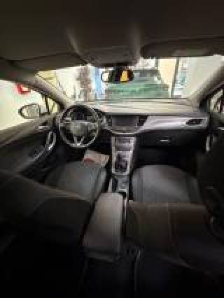 OPEL Astra usata, con Autoradio