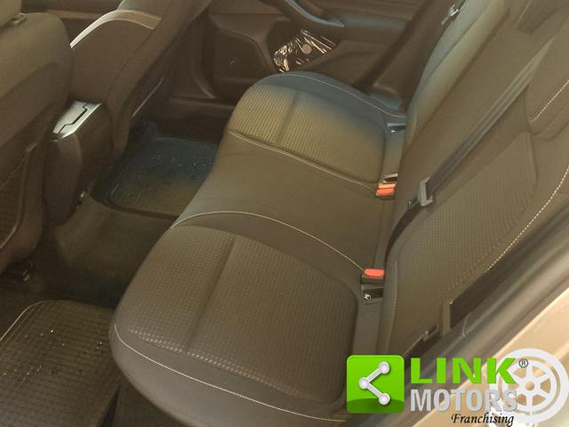 FORD Focus usata, con Sedile posteriore sdoppiato