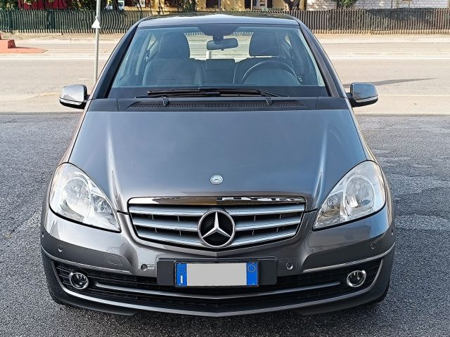 MERCEDES-BENZ A 150 usata, con Sensori di parcheggio anteriori